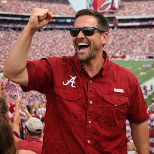 Alabama Crimson Tide Columbia PFG Mens Size Medium Vented Gameday Tailgate Shirt